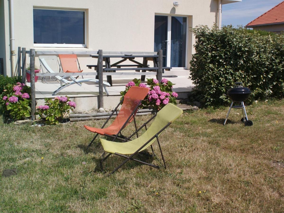 Wonderful Holiday Home In Audinghen With Garden Exterior photo
